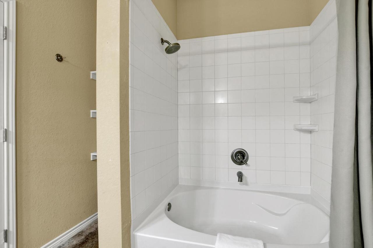 Romantic Oasis With Hot Tub Near Fred And Wineries! Fredericksburg Kültér fotó